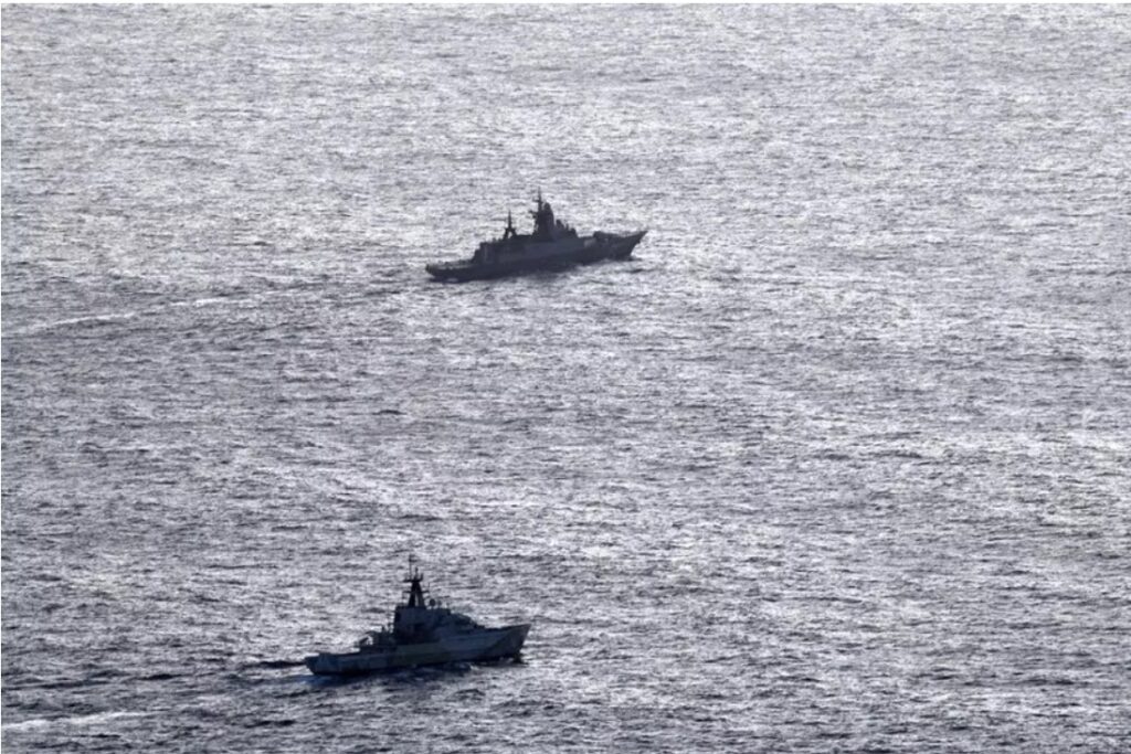 marina-britanica-intercepteaza-corveta-si-petrolier-rusesc-in-canalul-manecii