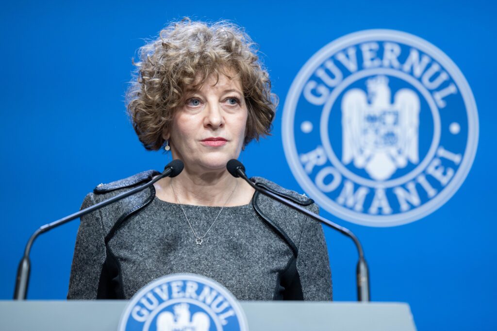 vicepremierul-oana-gheorghiu-anunta-ca-83-de-companii-centrale-inregistreaza-pierderi-istorice,-de-aproximativ-14-miliarde-de-lei