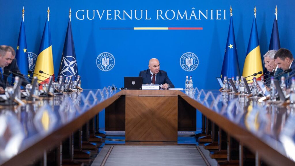 guvernul-respinge-acuzatiile-privind-o-posibila-taiere-a-salariilor-bugetarilor-cu-10%