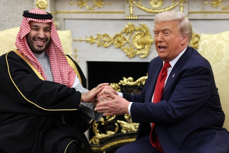 arabia-saudita,-declarata-de-trump-aliat-major-non-nato,-dupa-ce-a-anuntat-investitii-de-un-trilion-de-dolari-in-sua