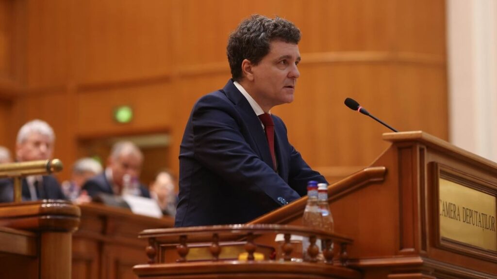 strategia-nationala-de-aparare-a-tarii-va-fi-prezentata-de-nicusor-dan-in-parlament