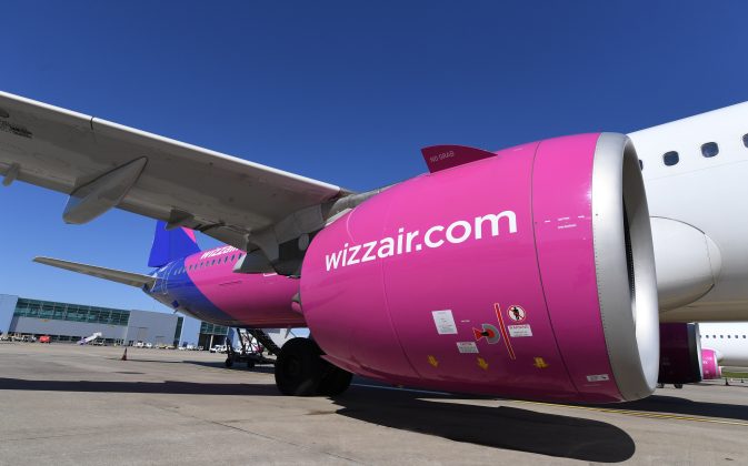 wizz-air-anunta-reduceri-de-30%,-de-astazi,-26-noiembrie.-pe-ce-rute-si-cat-timp-functioneaza-pink-friday