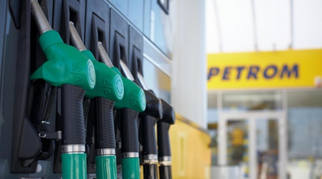 carburantii-s-au-ieftinit-din-nou-in-benzinarii.-cat-costa-benzina-si-motorina-azi,-28-noiembrie
