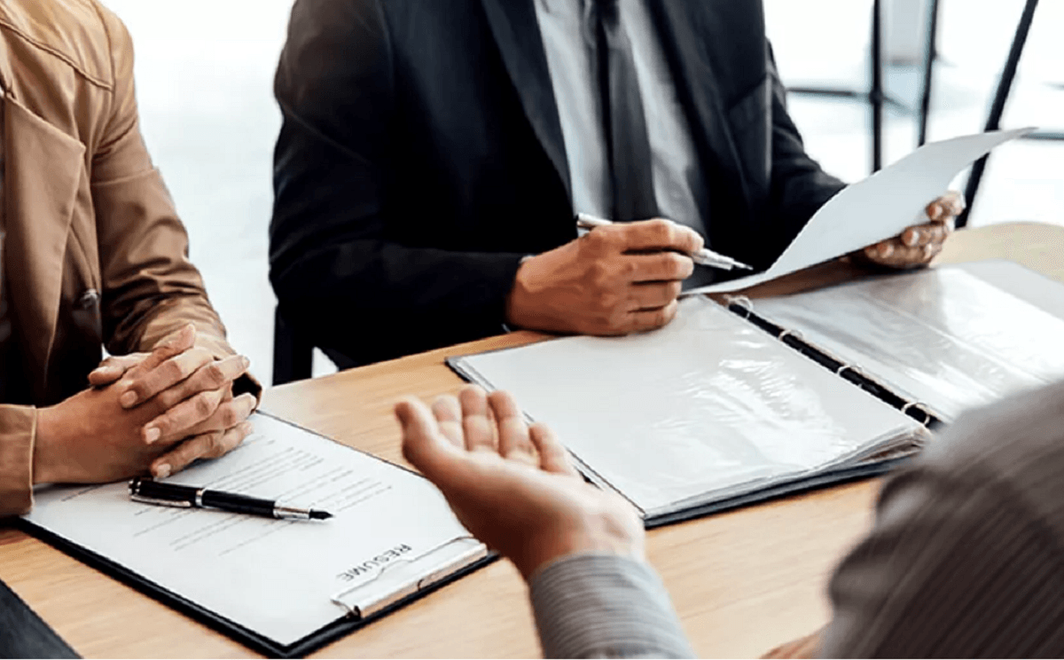 domeniile-in-care-se-cauta-angajati-inainte-de-sarbatori:-salarii-mari-si-bonusuri-generoase