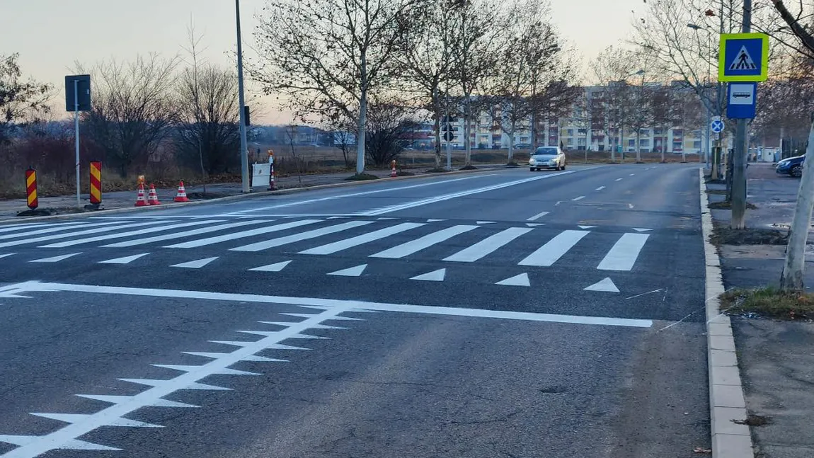 Schimbări majore pentru trecerile de pietoni din orașe: semafoare cu buton sau supraînălțare