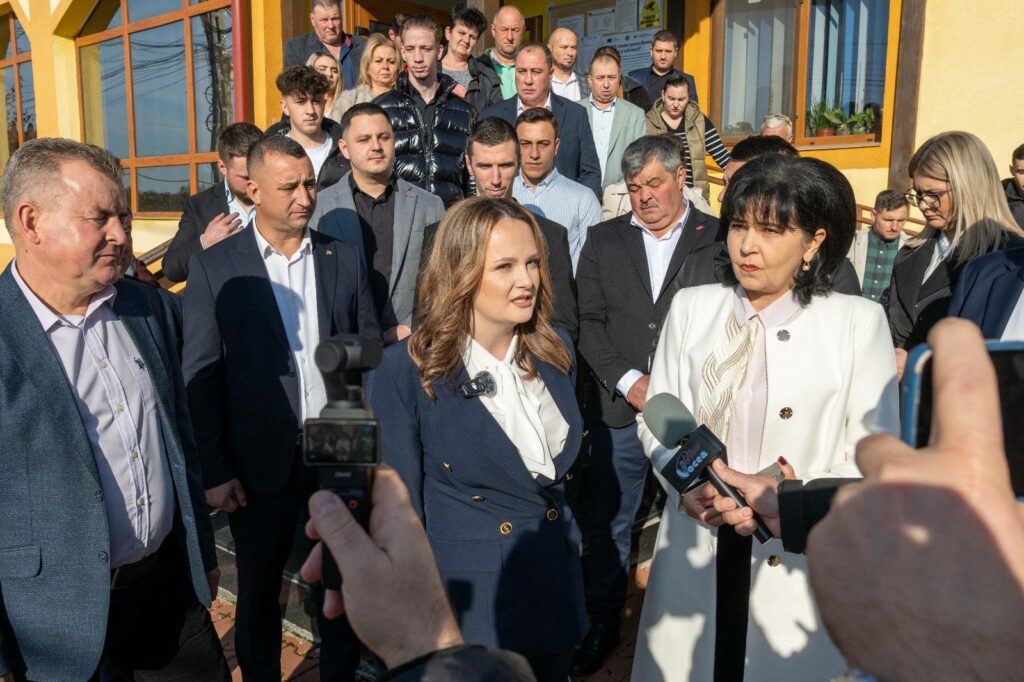 Situație incredibilă în Botoșani: fiica familiei devine primar după tată și mamă