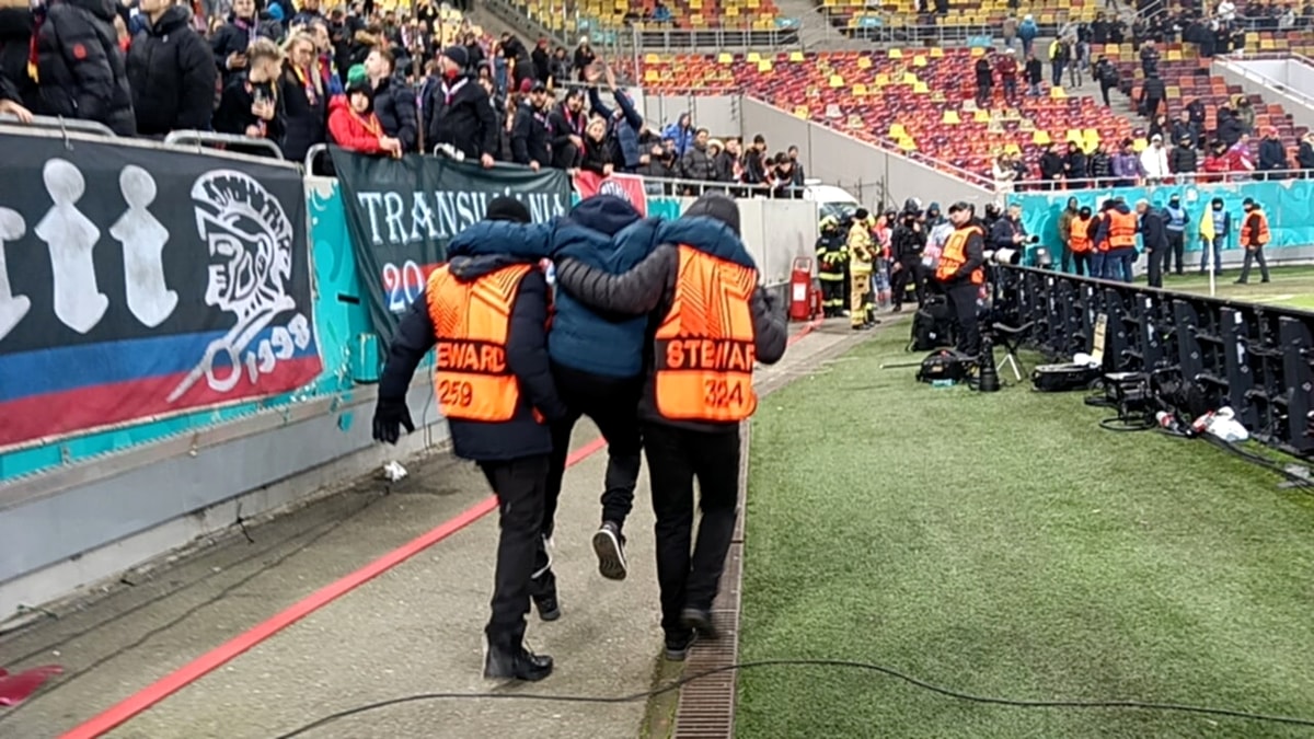 clipe-de-cosmar-traite-de-un-fan-al-fcsb-la-meciul-cu-feyenoord!-totul-s-a-intamplat-in-timpul-nebuniei-declansate-de-golul-lui-tanase-de-la-ultima-faza.-video