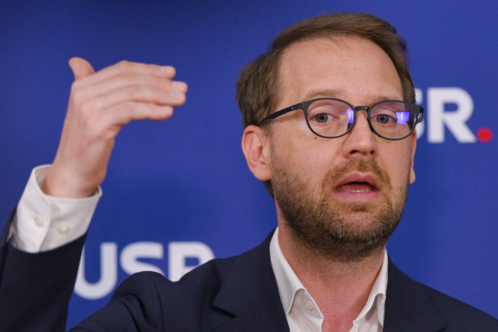 Dominic Fritz: Diana Buzoianu nu părăsește coaliția, indiferent de votul PSD și AUR împotriva sa