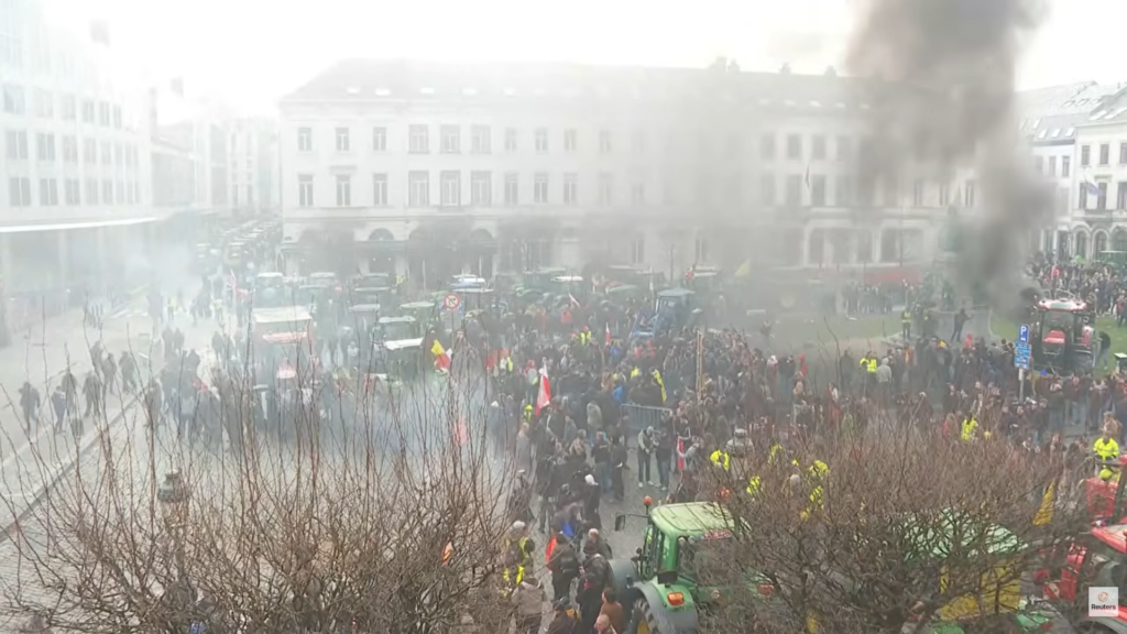 proteste-la-bruxelles:-fermierii-au-castigat-prima-lupta.-semnarea-acordului-mercosur,-amanata-pana-in-ianuarie|-foto-video