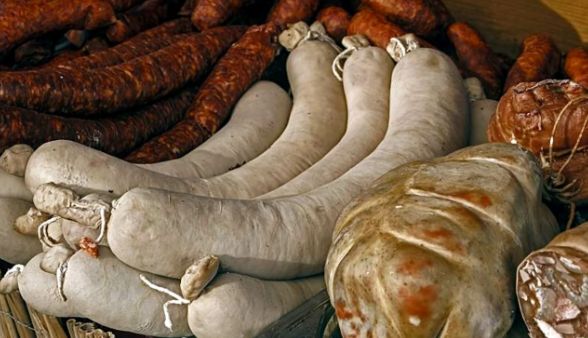 Sfaturi medicale pentru masa de sărbători: menținerea echilibrului alimentar este esențială