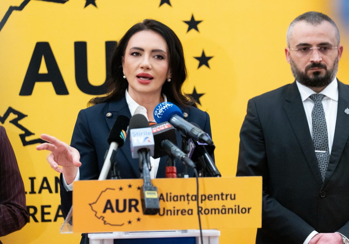 deputatul-aur-laura-gherasim:-solicitam-tuturor-romanilor-care-au-fost-cenzurati-in-mod-abuziv-pe-retelele-de-socializare-sa-sesizeze-comisiile-pentru-cercetarea-abuzurilor-din-parlament