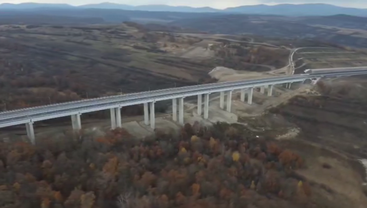 2026,-posibil-an-record-pentru-autostrazi-in-toata-istoria-romaniei.-cati-kilometri-ar-urma-sa-fie-dati-in-trafic-si-unde-cifre
