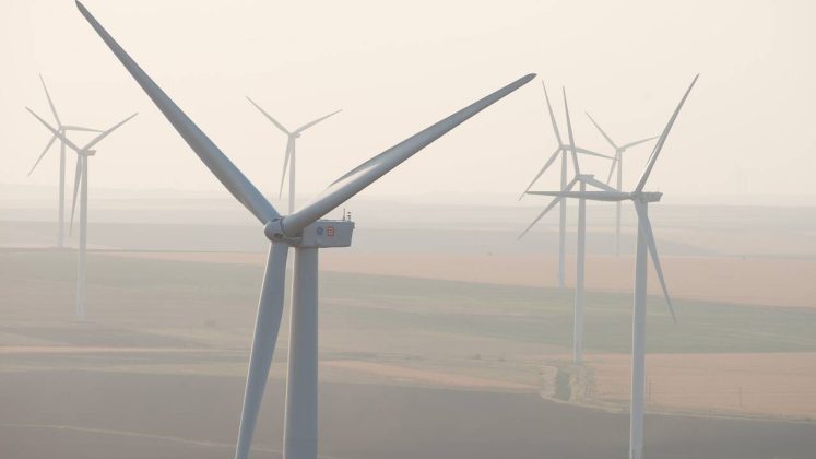 codurile-de-vant,-mana-cereasca-pentru-producatorii-romani-de-energie-eoliana.-romania-exporta-masiv-energie,-la-preturi-bune