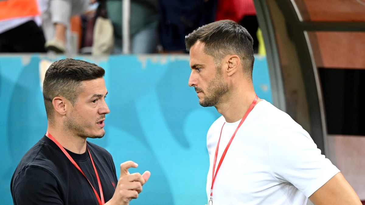 primul-transfer-al-lui-dinamo-in-iarna!-andrei-nicolescu-da-ultimele-detalii:-este-roman!