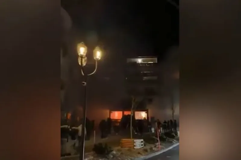 tragedie-in-noaptea-de-revelion!-cel-putin-40-de-persoane-au-murit-dupa-o-explozie-intr-o-statiune-de-schi-din-elvetia-–-update