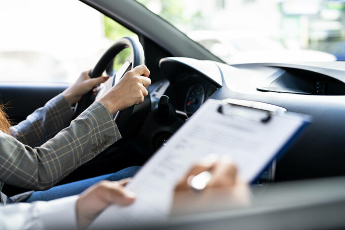 permis-auto-gratuit!-cine-se-poate-inscrie