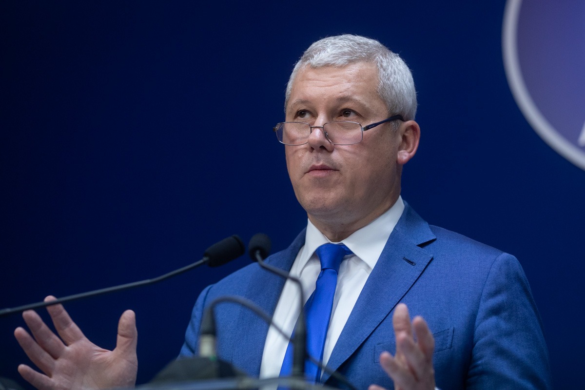 romania-sub-asediul-vremii-extreme!-ger-de-15c,-pene-de-curent-si-risc-de-inundatii.-catalin-predoiu-anunta-masuri-de-urgenta