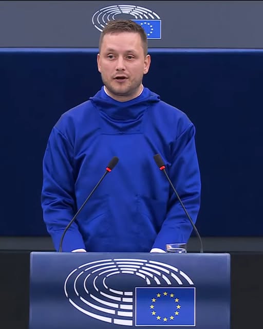 groenlanda-ii-transmite-lui-donald-trump-ca-nu-poate-sa-o-anexeze-pentru-ca-asa-are-chef