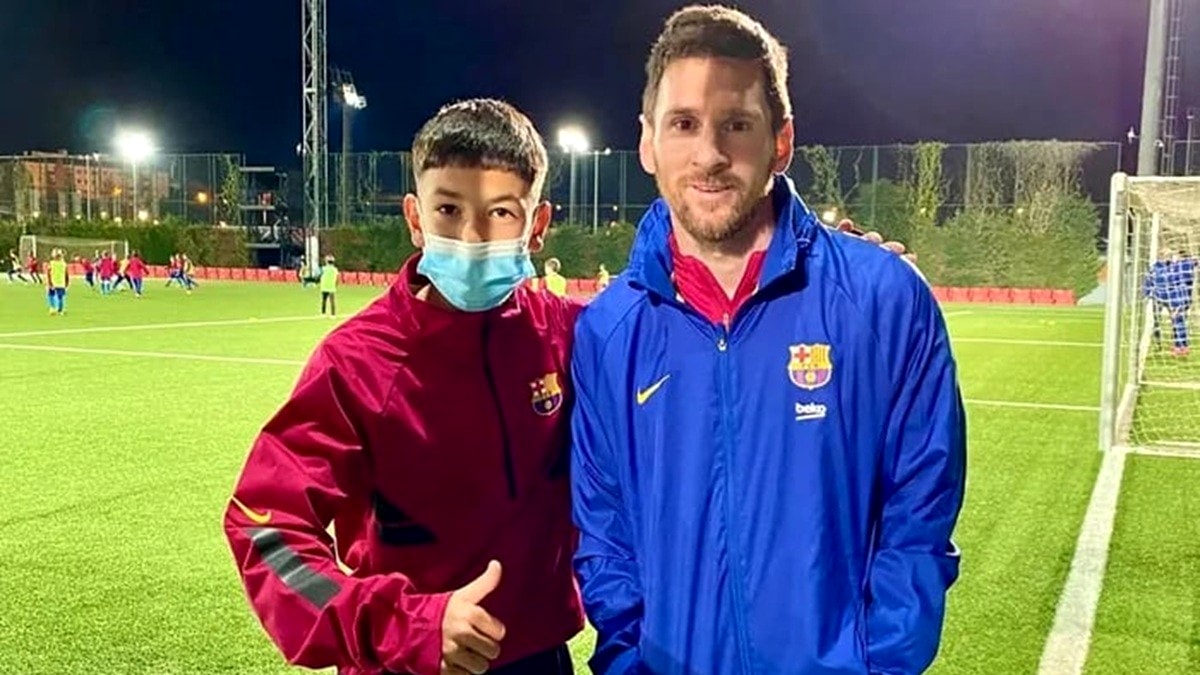 cine-este-ianis-tarba,-noul-jucator-al-lui-dinamo:-fost-coleg-cu-lamine-yamal-la-barcelona-si-component-de-baza-al-nationalei-romaniei