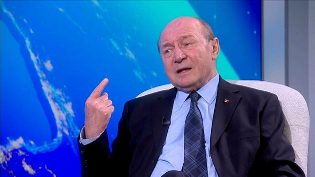 traian-basescu:-cea-mai-mare-problema-a-romaniei-este-dobanda-la-imprumuturi