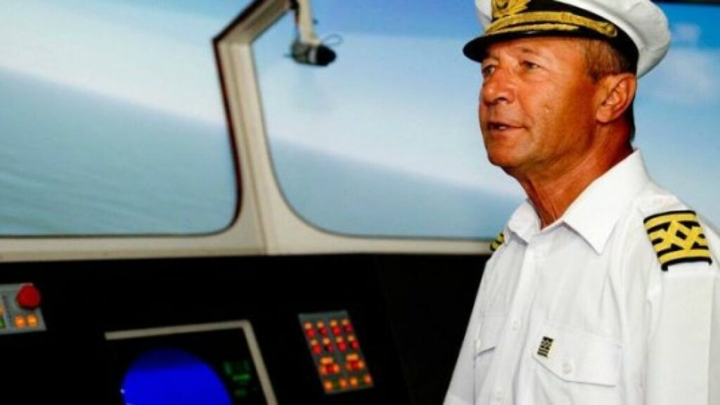 traian-basescu-are-pensie-formata-din-cinci-cifre,-dar-si-aduce-aminte-de-trecut:-in-2014-aveam-2.950-de-lei!