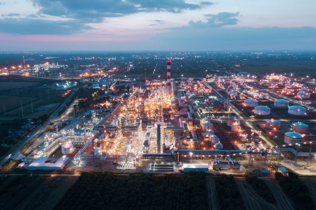 rafinaria-nis-de-la-pancevo,-serbia,-a-reluat-productia