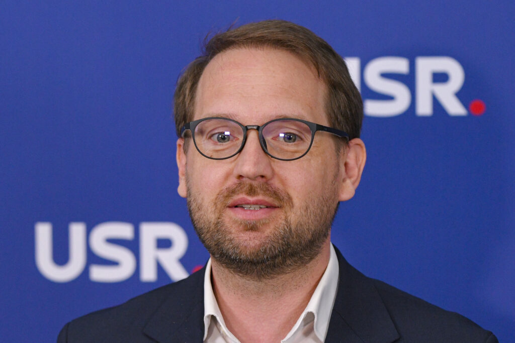 g4media.-dominic-fritz,-despre-amenintarile-psd-ca-iese-de-la-guvernare:-sa-ia-odata-o-decizie