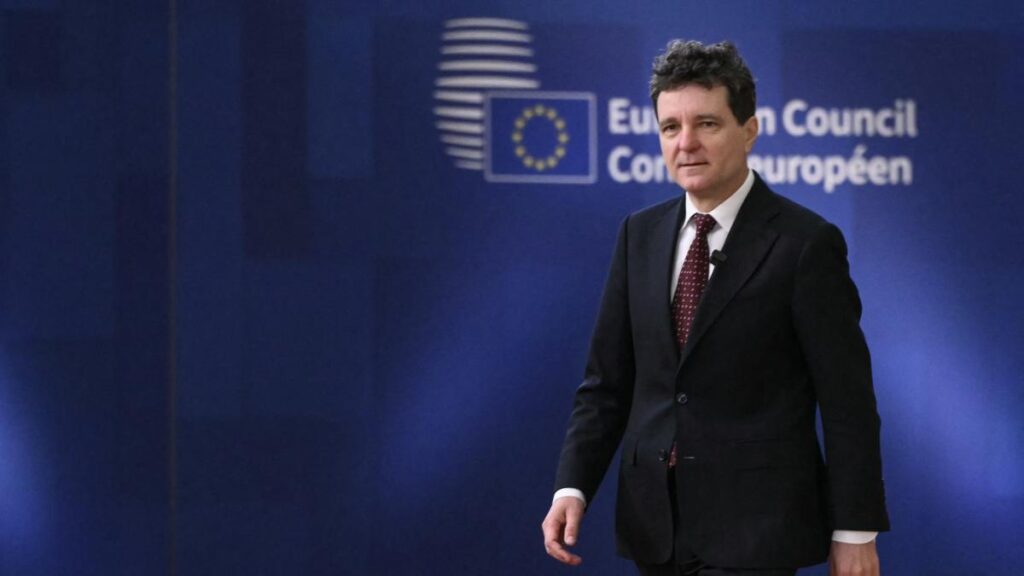 nicusor-dan-participa-la-reuniunea-extraordinara-a-consiliului-european
