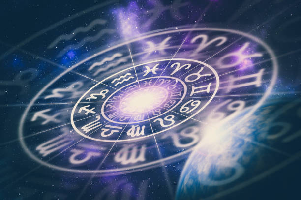 horoscop-26-ianuarie-pentru-gemeni,-ziua-aduce-rabdare-si-claritate-in-fata-provocarilor,-pentru-rac,-echilibru-intre-responsabilitati-si-momente-intime-cu-familia.