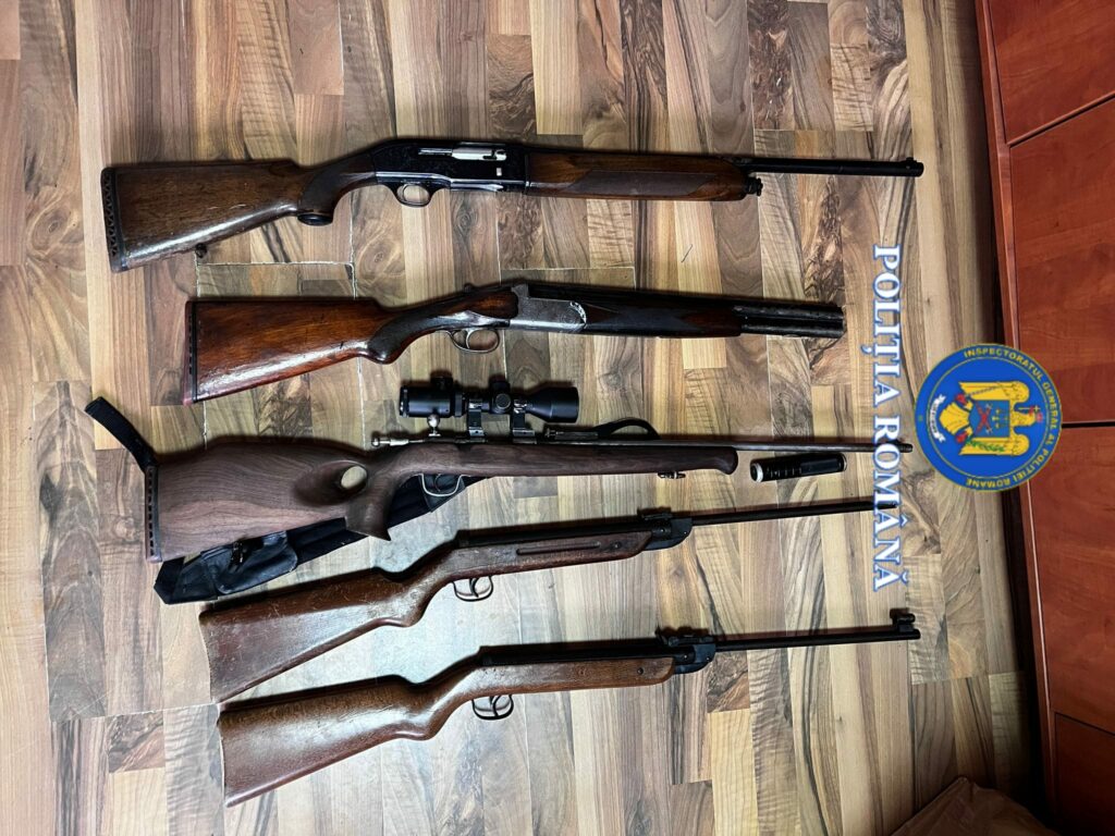 doi-barbati-din-timis,-retinuti-pentru-arme-detinute-ilegal-si-braconaj-cinegetic