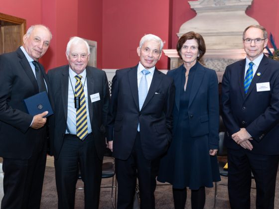 cat-de-bogati-sunt-fratii-reuben-care-vor-transforma-fabrica-solventul-din-timisoara-in-apartamente:-miliardari-cu-heliport-in-londra-si-hectare-de-teren-in-bahamas