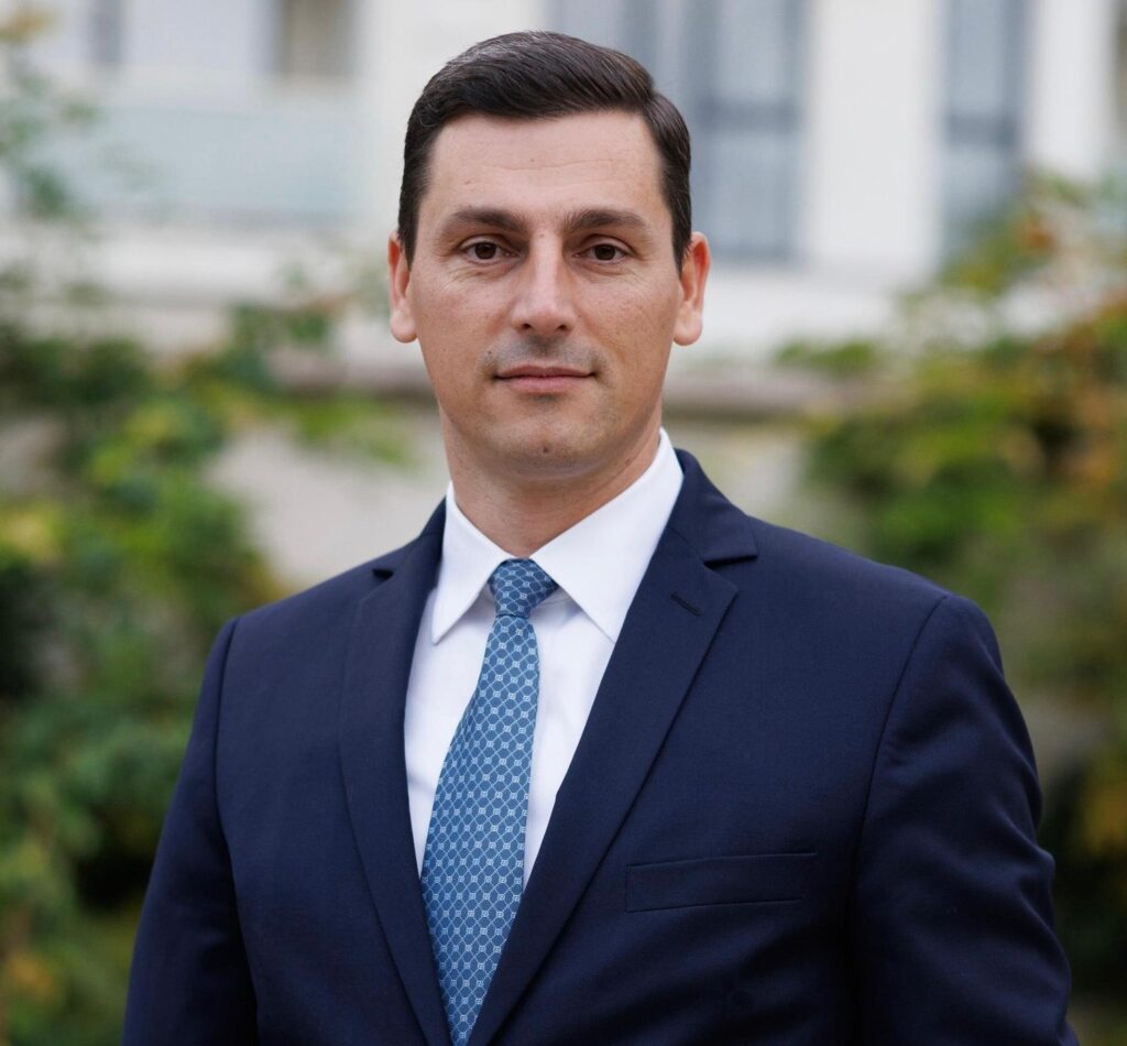 deputat-pnl:-atacul-psd-la-bolojan-coordonat-de-noul-cuplu-care-a-preluat-informal-conducerea-partidului,-olguta-vasilescu-si-claudiu-manda