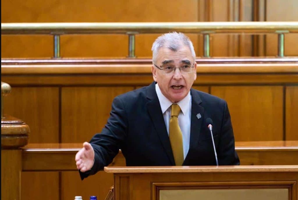 senatorul-aur-petrisor-peiu-acuza:-deficitul-bugetar-real-al-romaniei-este-mascat.-statul-traieste-peste-posibilitati