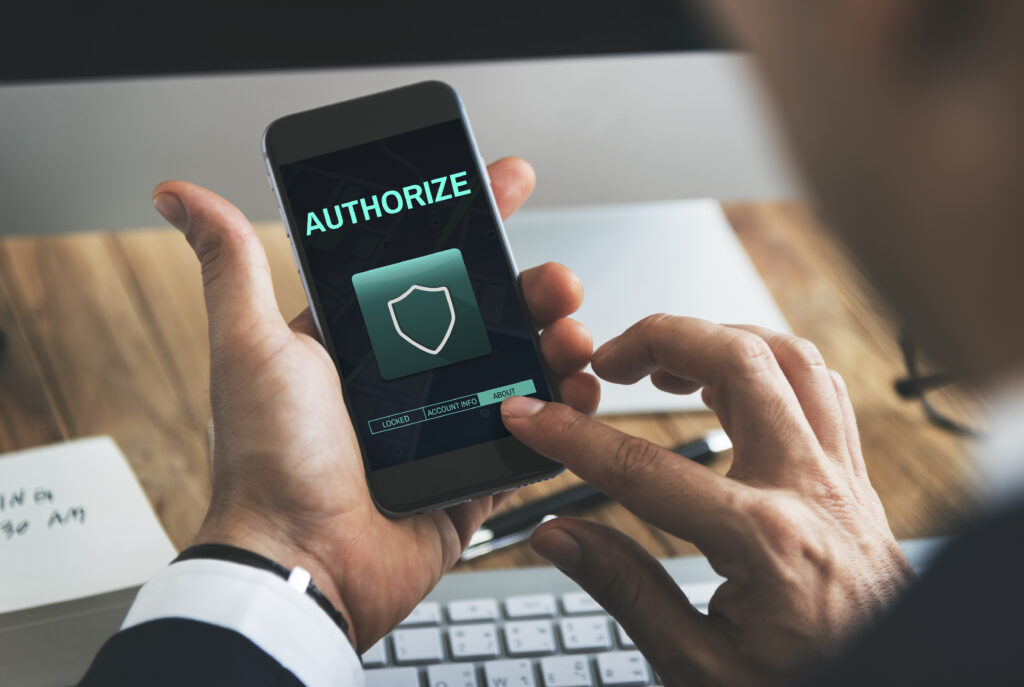 whatsapp-a-introdus-in-liniste-modul-lockdown