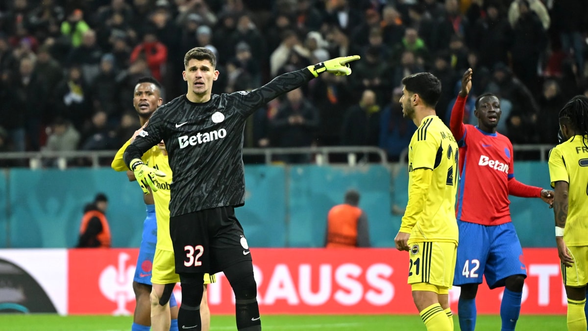 stefan-tarnovanu,-conflict-cu-suporterii-fcsb:-daca-vezi-ca-suntem-la-pamant,-nu-mai-da-si-tu.-cum-vede-scoaterea-sa-din-primul-11-in-campionat