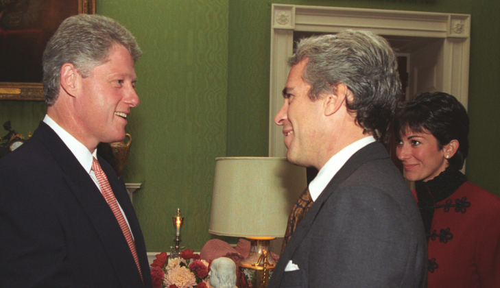 romania-apare-in-dosarele-epstein,-langa-trump,-clinton-si-multi-altii-romani-mentionati-cu-nume-si-prenume.-epstein:-caut-loc-de-munca-pentru-o-buna-prietena,-model-din-romania