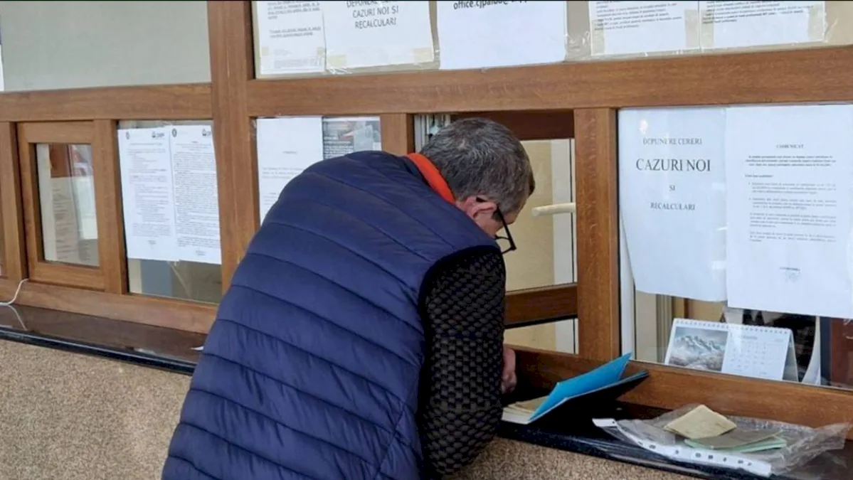 Aproximativ 2 milioane de seniori primesc lunar 150 de lei suplimentar la pensie