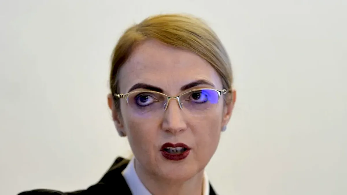 Savonea cere lui Bolojan să respecta independența justiției