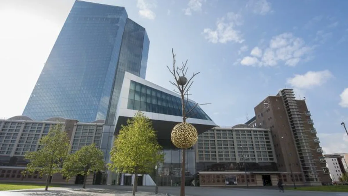 Generozitatea BCE față de băncile centrale străine, parte a unei strategii europene de întărire în fața SUA și Chinei  Reuters