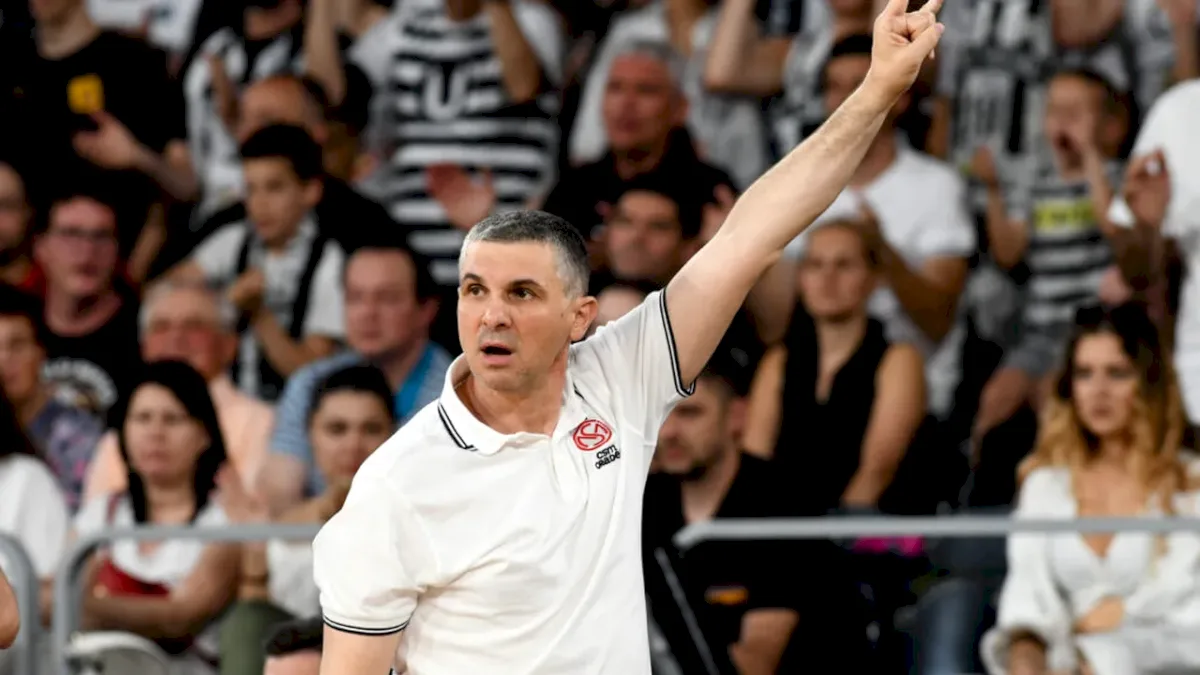 Antrenorul Cristian Achim pleacă de la CSM Oradea la finalul sezonului