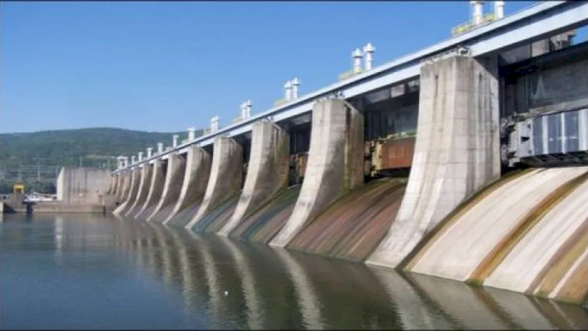Hidroelectrica în 2025: Producția de energie electrică a scăzut cu 15%, achizițiile de energie de la alții pentru a o vinde propriilor clienți din furnizare s-au triplat