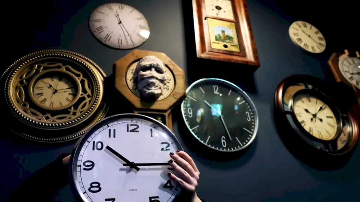 Senzația că timpul trece mai repede are o explicație științifică