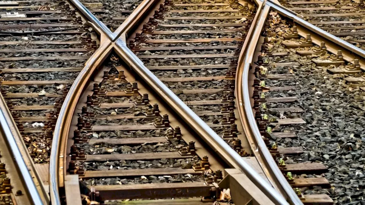 Lucrări la cafea ferată între Dej Călători și Dej Triaj. Trenuri anulate sau transport cu mijloace auto