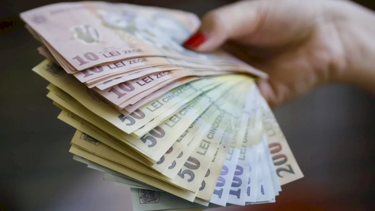 Economia țării se prăbușește! Cum vor fi afectați românii