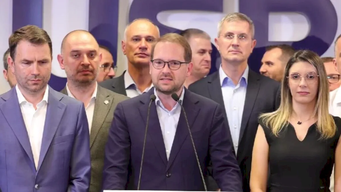Bucureștiul îngheață sub datorii de 3 miliarde și termoficare blocată: USR propune 80 de adăposturi climatice pentru caniculă