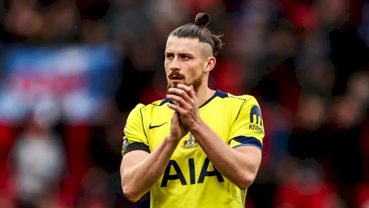 Englezii anunță soarta lui Radu Drăgușin în lotul pentru Atletico Madrid Tottenham