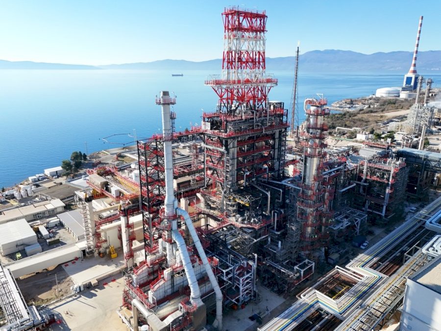 Compania croată INA, parte a Grupului MOL, a finalizat lucrările de modernizare de la Rafinăria Rijeka. Unitatea va putea să prelucreze de acum 4 milioane de tone de petrol pe an