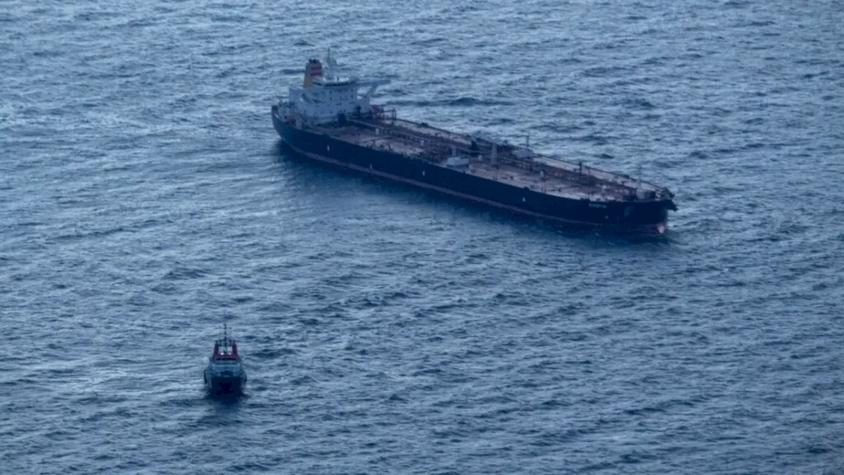 Petrolierul american atacat în Irak a fost lovit de ambarcațiuni fără pilot. Unul dintre marinari a murit în timpul atacului