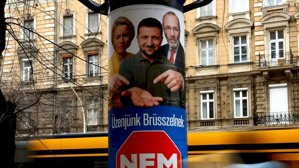 Cu o lună înainte de alegerile cruciale, Viktor Orban a acoperit străzile Budapestei cu portretele lui Zelenski. Ce arată sondajele