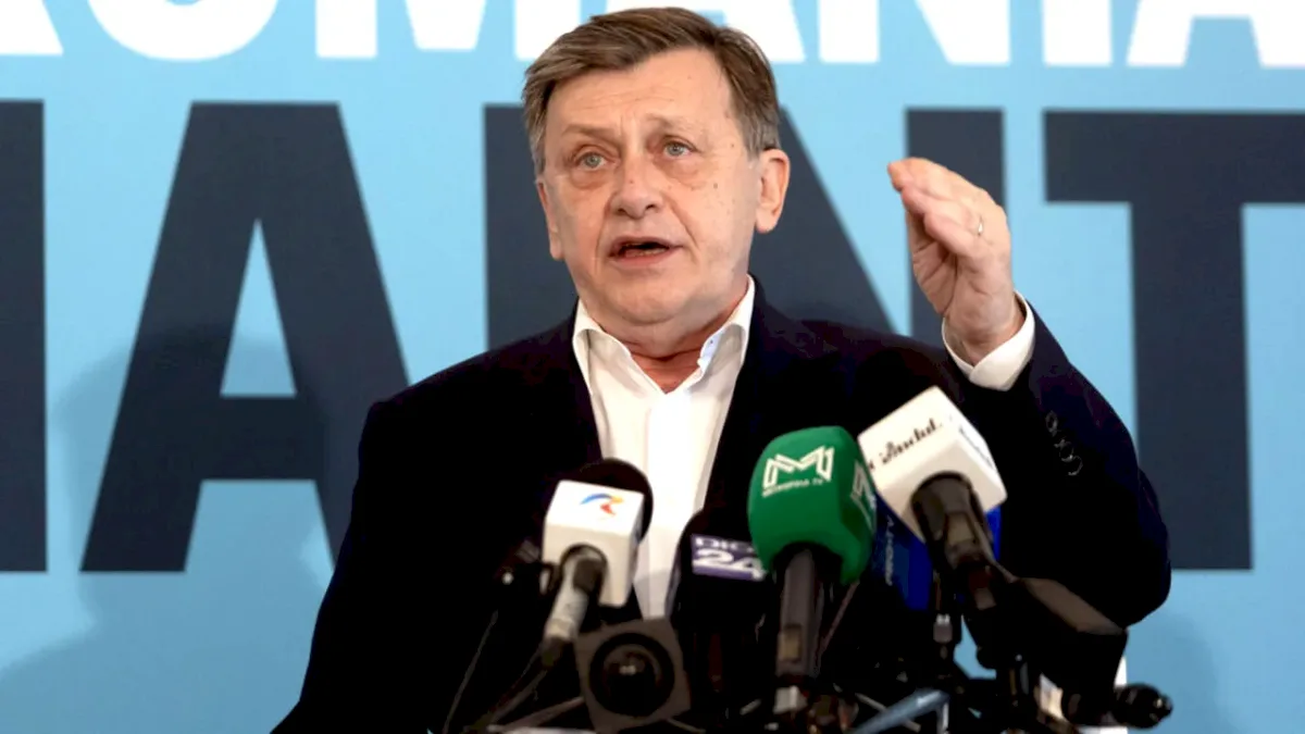 Crin Antonescu: Eu cred că această coaliţie nu merge. Cred că ar fi trebuit mai multă cumpănire atunci când s-a constituit Guvernul. Ce a declarat despre alegeri anticipate